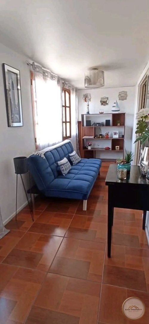 Amplia casa, en Villa Panorama para uso habitacional y espacio comercial — foto 2