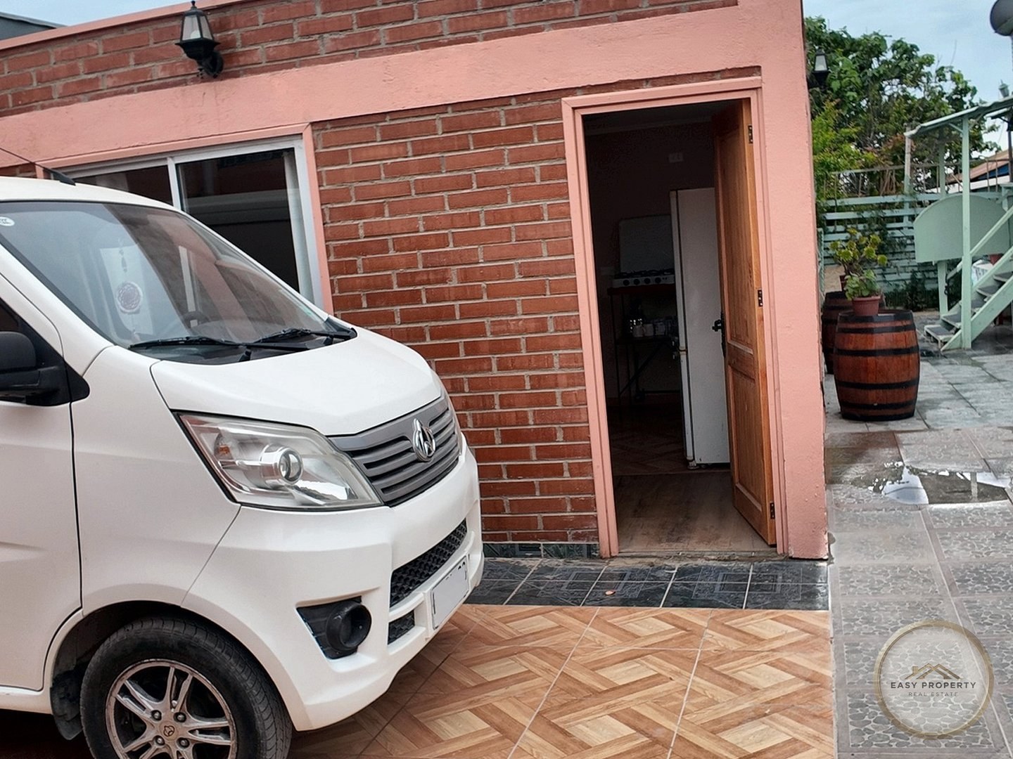 CASA 2D 1B CON ESTACIONAMIENTO · DISPONIBLE YA · DESDE $500.000 — foto 3